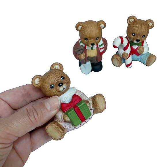 Three Vintage Homeco Holiday Ceramic Bears: Christmas Decor - Picture 2 of 6